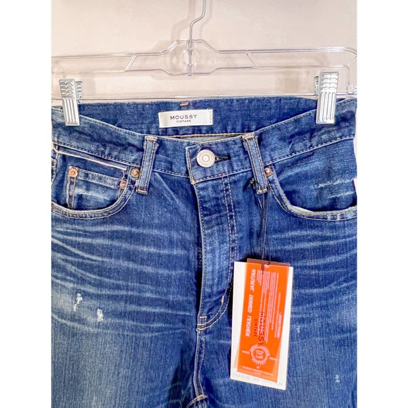 MOUSSY VINTAGE Rhode Cropped Distressed Flared Jeans NWT Size 26 - Picture 6 of 9